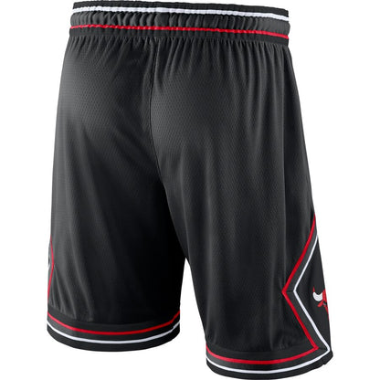 SHORT CHICAGO BULLS